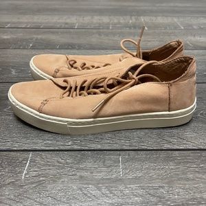 Toms Tan Lace Up Sneakers Women's Size 7.5